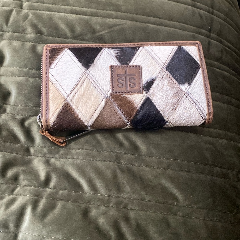 Sts wallet